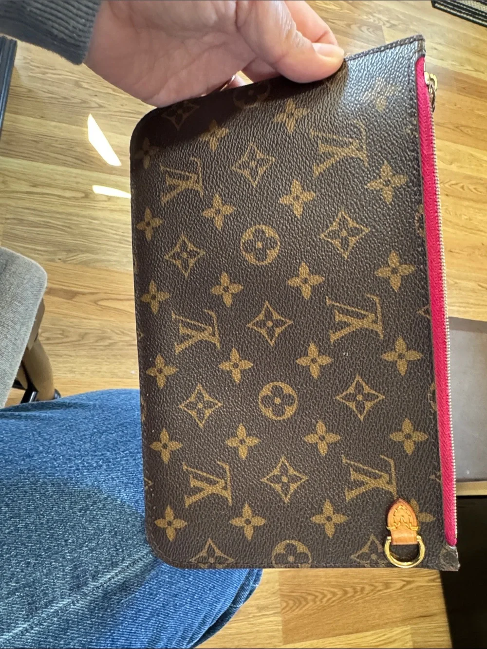 Louis Vuitton very good